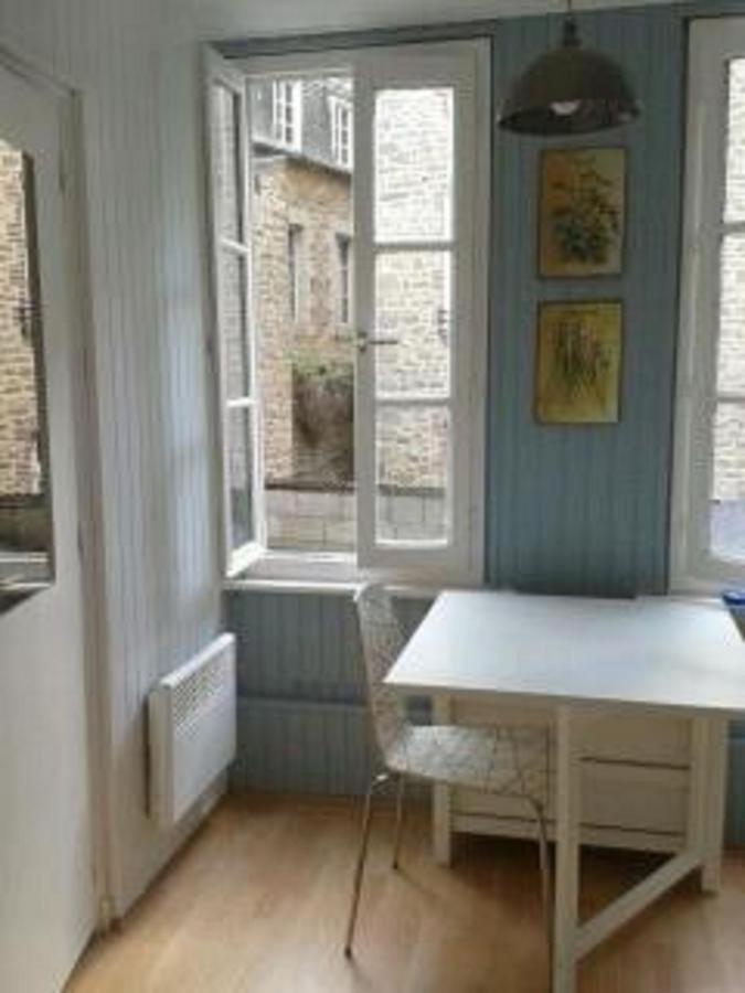 Le Studio De St-Sauveur Dinan Exterior photo
